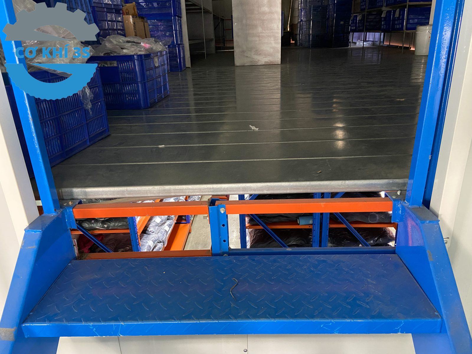 Đơn vị thi công kệ gác lửng Mezzanine trong kho công nghiệp 3 Ưu nhược điểm của kệ Mezzanine