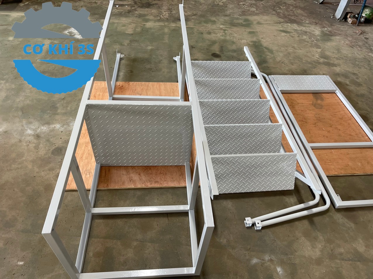 Tìm hiểu về xe thang di động- nơi bán xe thang di động chất lượng 5 dinh nghia ve xe thang di dong.