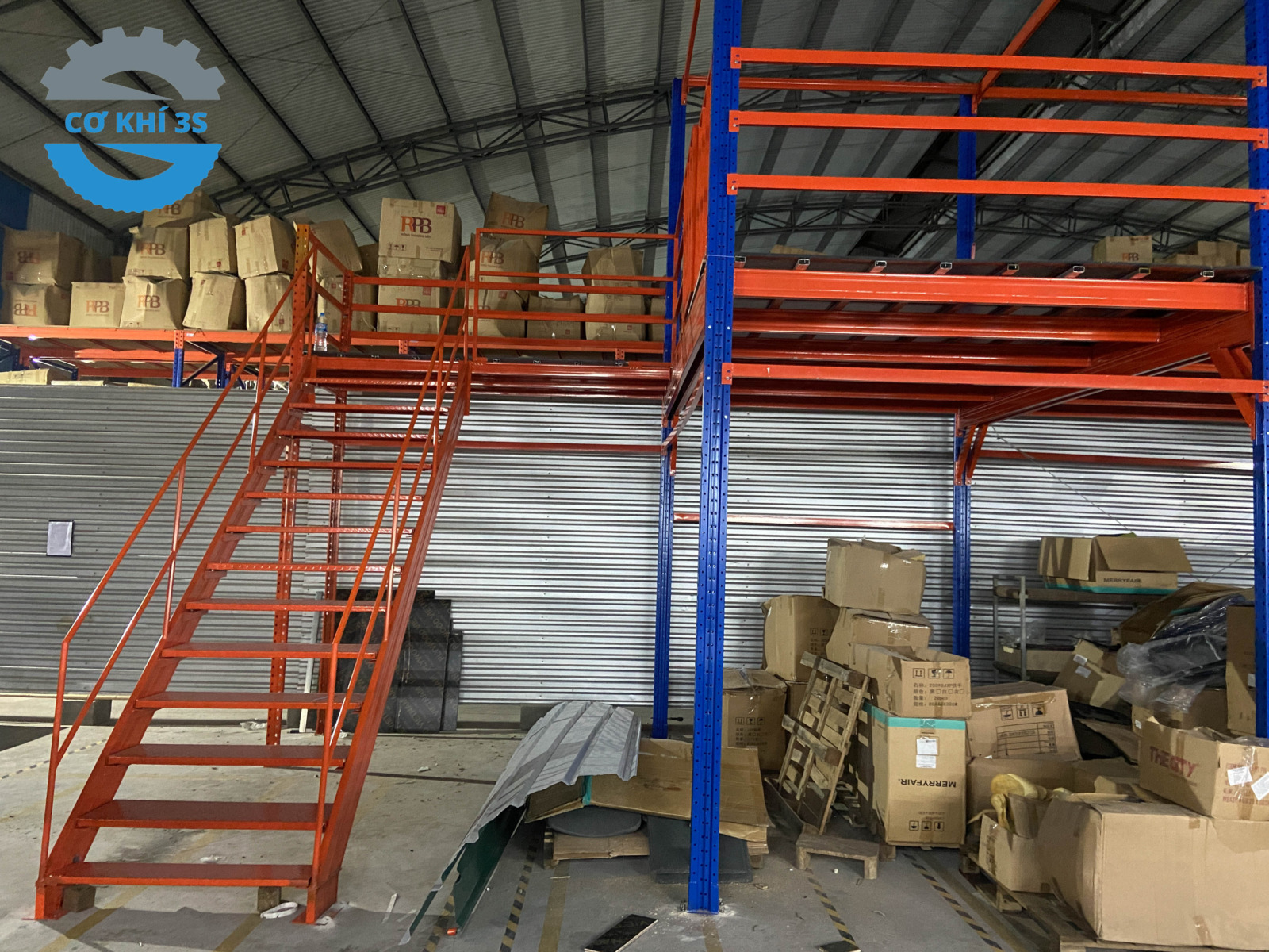 Đơn vị thi công kệ gác lửng Mezzanine trong kho công nghiệp 4 Tính năng ưu việt của kệ gác lửng
