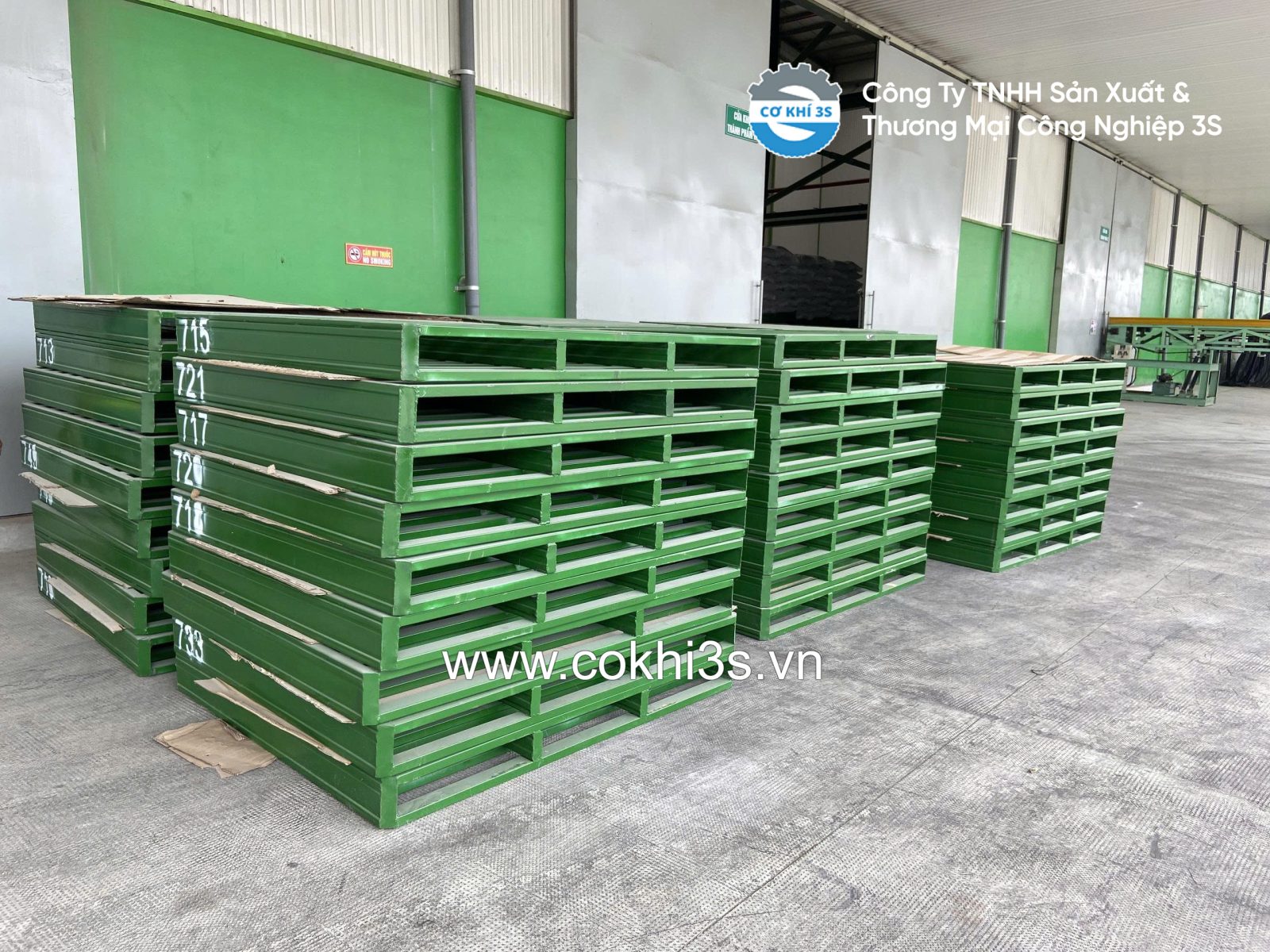 Phân loại, Kích thước pallet sắt, pallet thép phổ biến trong nhà kho hiện nay 2 ke thep palet thep co khi 3s 18.