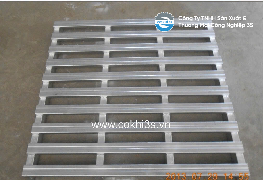 Kệ chứa Pallet sắt, pallet thép chịu tải cao tại kho công nghiệp Hà Nội và các tỉnh 3 ke thep palet thep co khi 3s 8