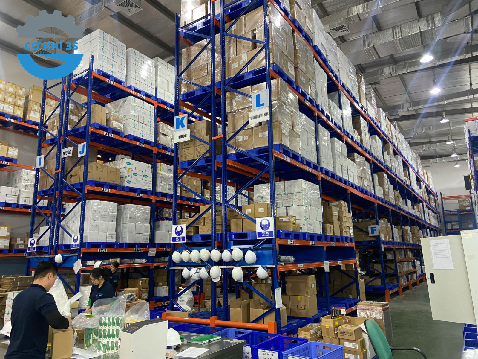 Kệ kho lạnh là gì, đóng sao cho đúng, Mẫu kệ kho lạnh bền, tốt nhất hiện nay 4 Lưu ý khi sử dụng kệ kho lạnh