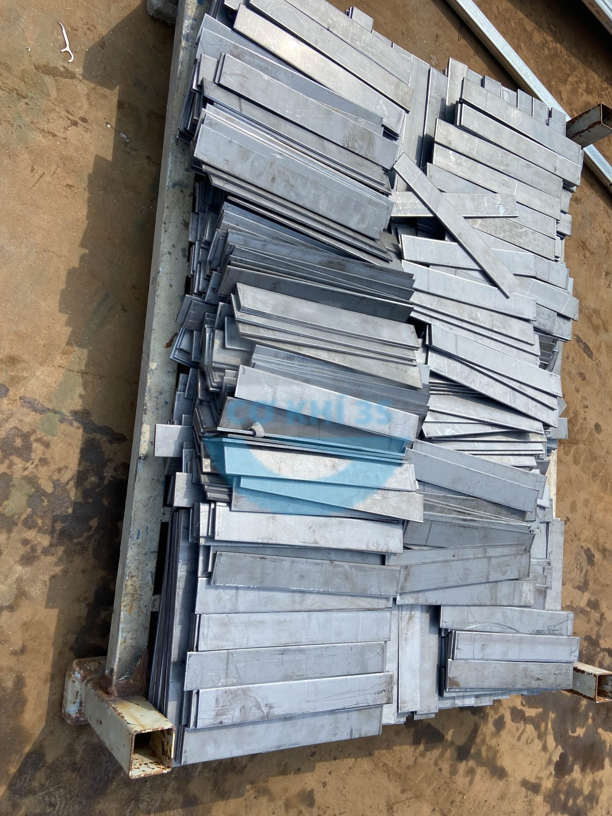san xuat pallet gap gon pallet sat pallet thep 2