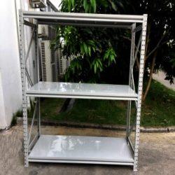 Kệ trung tải 3 sàn tôn