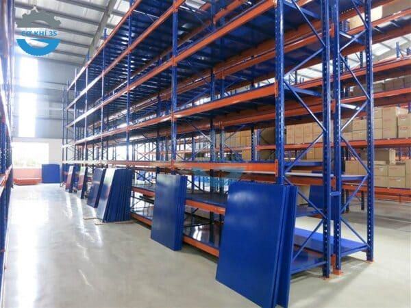 Đơn vị sản xuất kệ kho công nghiệp hạng nặng selective tại Hà Nội, Bắc Ninh, Hưng Yên 6 Kệ selective sàn tôn 5 tầng 800kg
