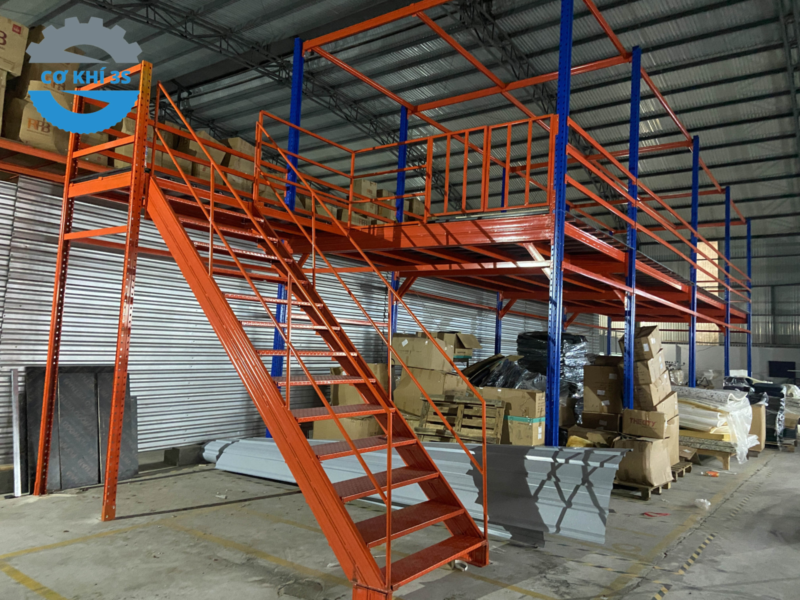 Tìm hiểu về kệ sàn lửng,kệ sàn mezzanine giá rẻ, chất lượng, đảm bảo 2 Sàn tầng lửng - Kệ sàn Mezzanine là gì?