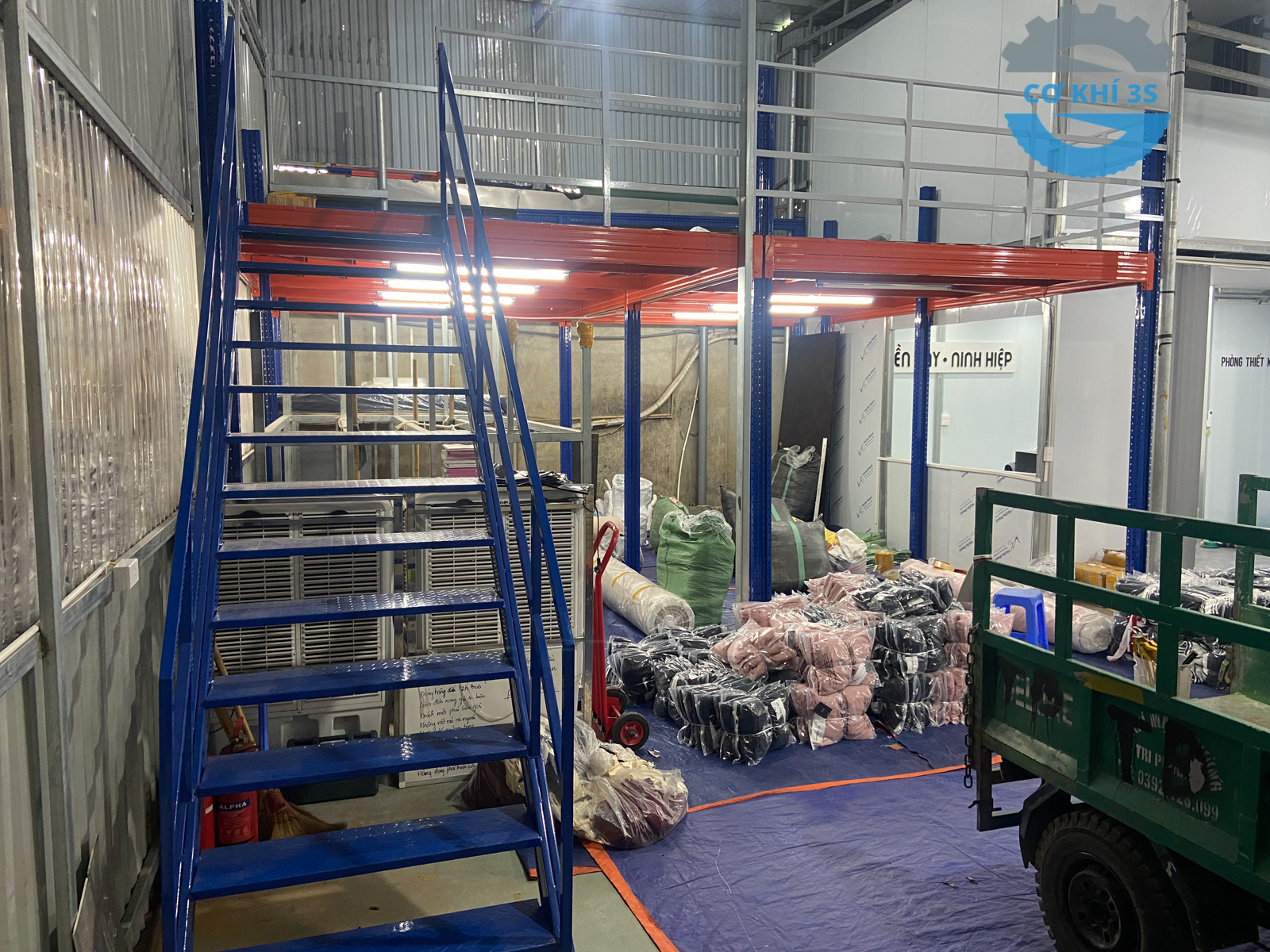 Tìm hiểu chi tiết về kệ sàn, kệ sàn mezzanine (hay còn gọi là tầng lửng) 25 ke san lung gac lung kho vai ninh hiep 8.