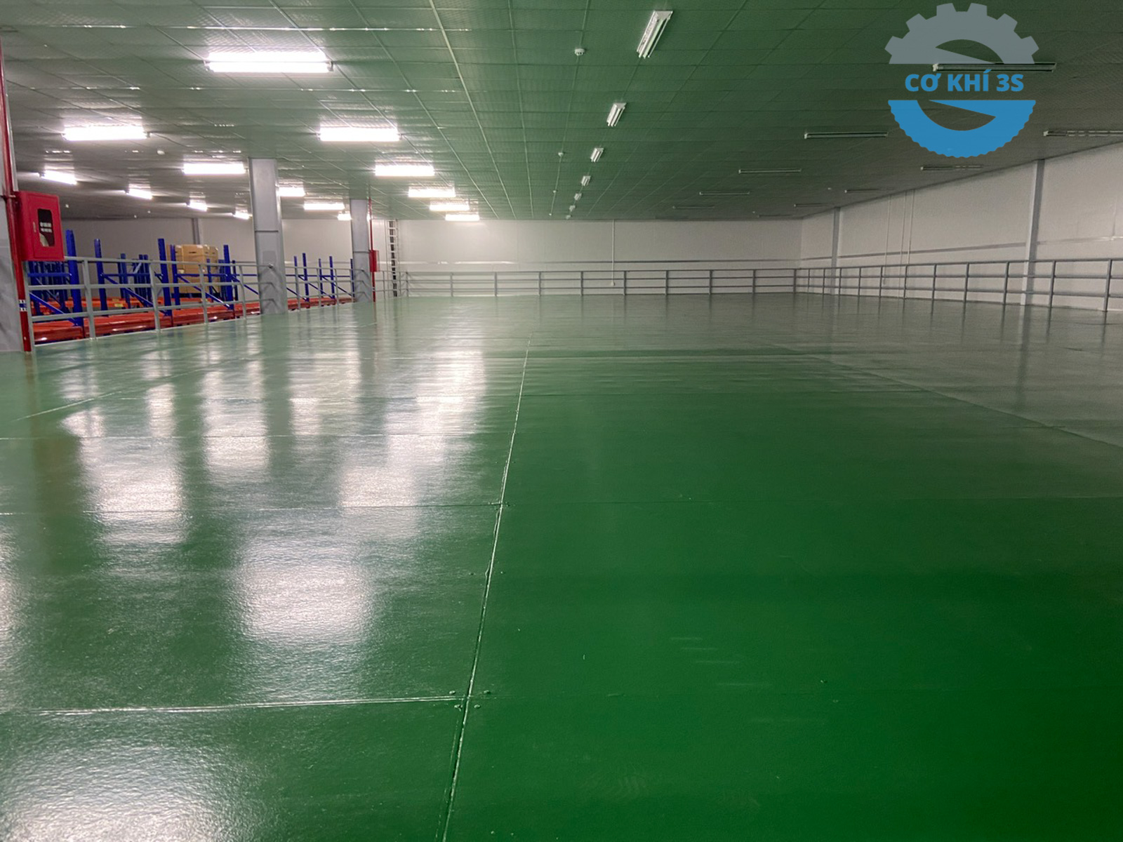 Tìm hiểu chi tiết về kệ sàn, kệ sàn mezzanine (hay còn gọi là tầng lửng) 7 san lung ket cau mat tam be tong nhe chiu luc son epoxy be mat 1.