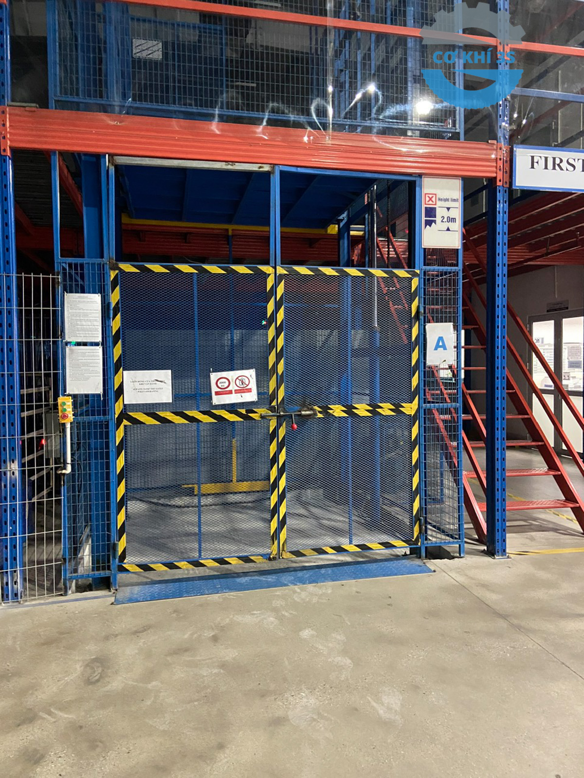 Tìm hiểu chi tiết về kệ sàn, kệ sàn mezzanine (hay còn gọi là tầng lửng) 11 thang nang hang thuy luc.