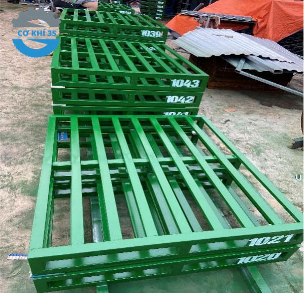 pallet nan mat sat hop.