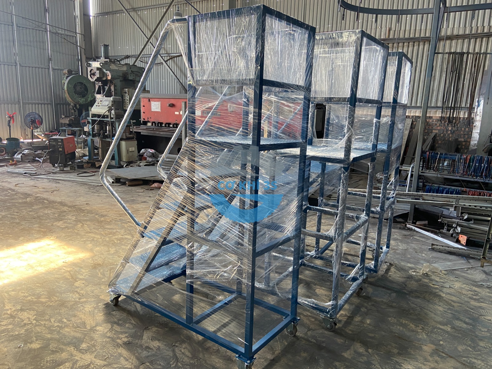 Xe thang di động cao 1200mm 2 thang 1 2m co dinh 1