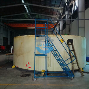 Xe thang di động cao 2500mm 21 thang 2 5m tieu chuan 2