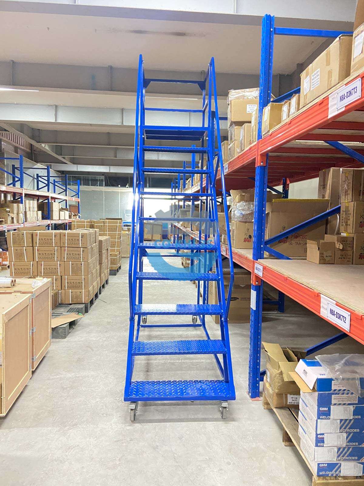 Xe thang di động cao 2500mm 11 xe thang 25 van dien 1