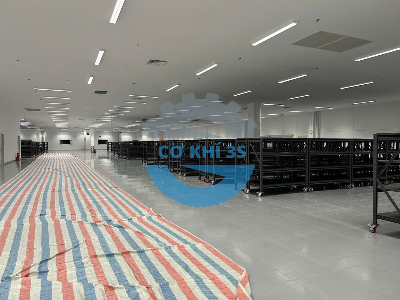 ke htrung co banh xe 1